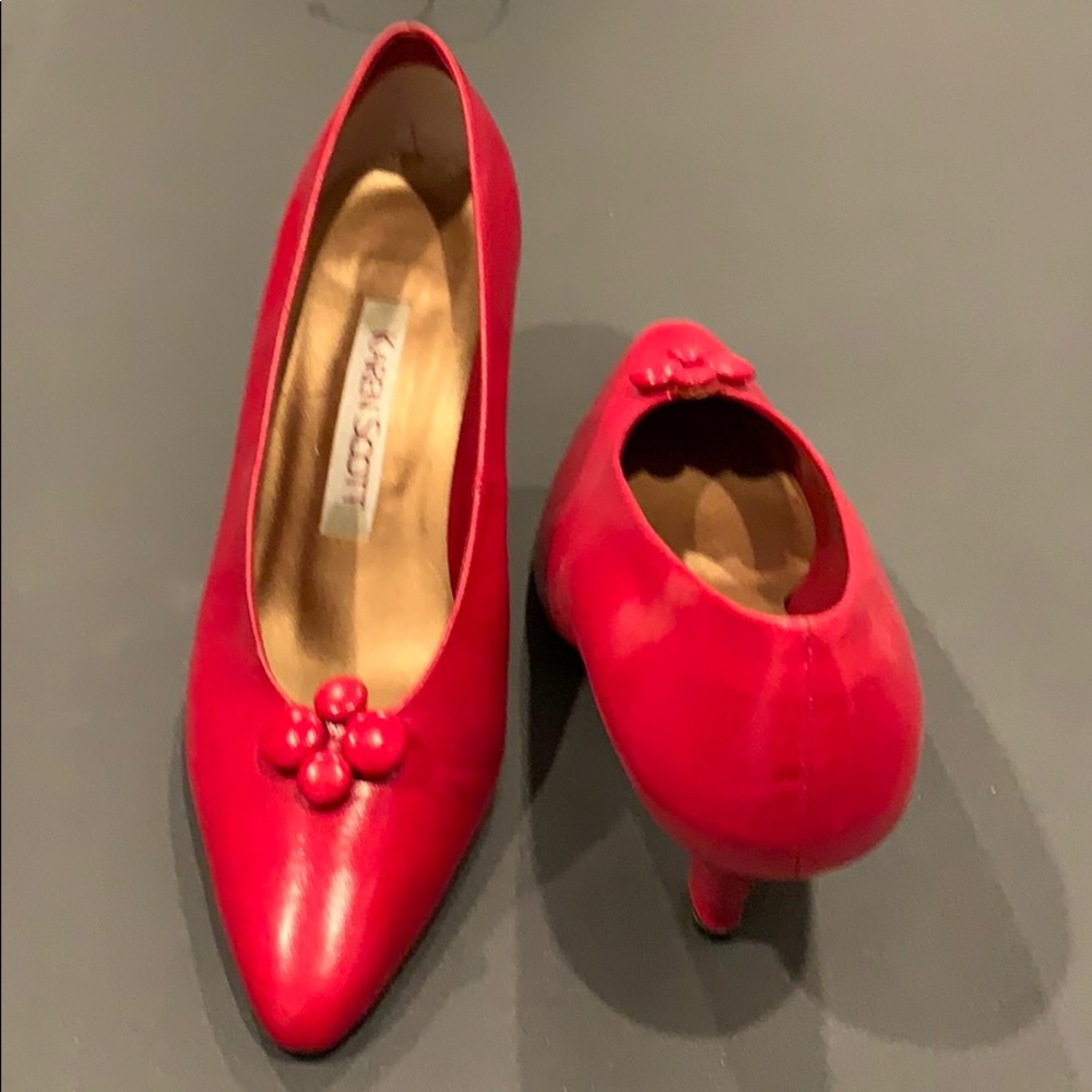 Karen Scott red leather pumps with 3” heels size 8